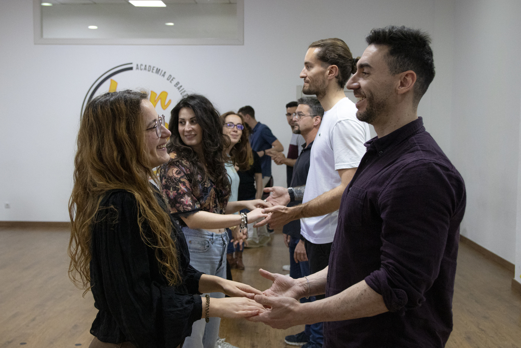 Escuela con profesores de bachata Valencia